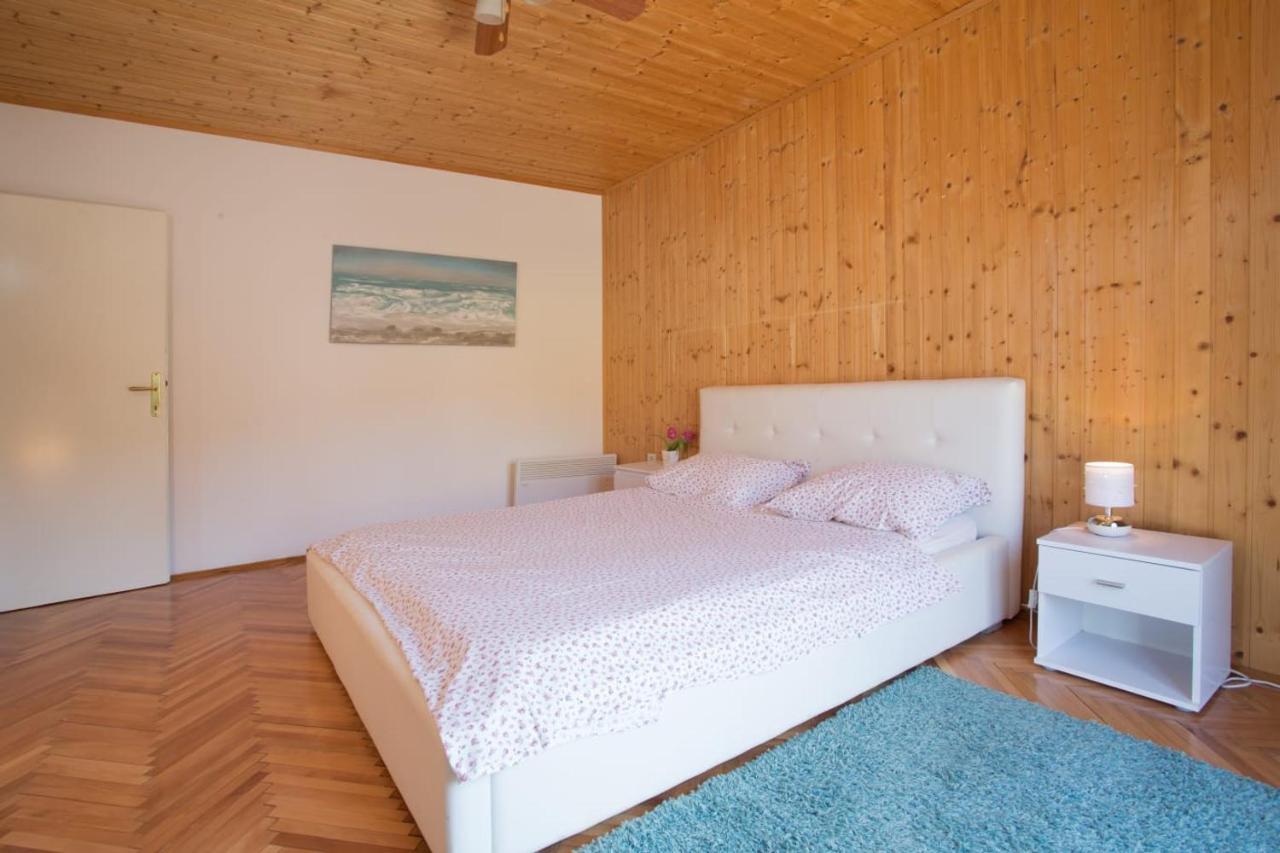 סטארי גראד Holiday Home Antonija מראה חיצוני תמונה